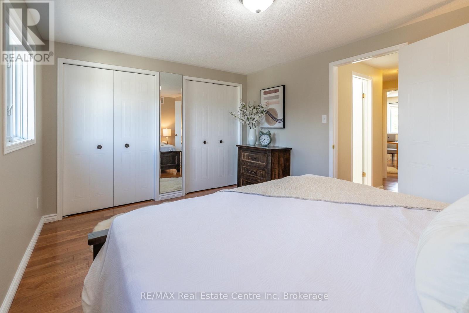 31 Bushmills Crescent, Guelph, Ontario  N1K 1T6 - Photo 22 - X12370208