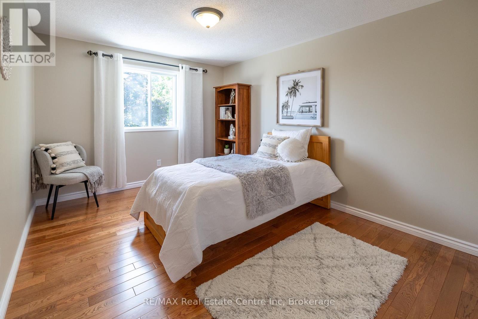 31 Bushmills Crescent, Guelph, Ontario  N1K 1T6 - Photo 24 - X12370208