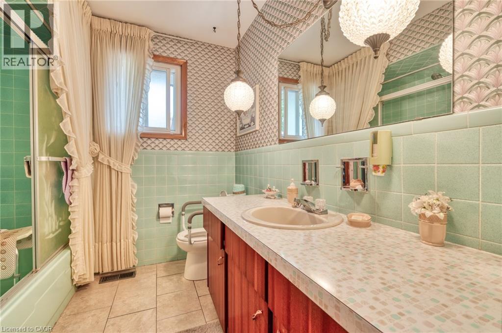 149 Luscombe Street, Hamilton, Ontario  L9A 2K2 - Photo 19 - 40763747