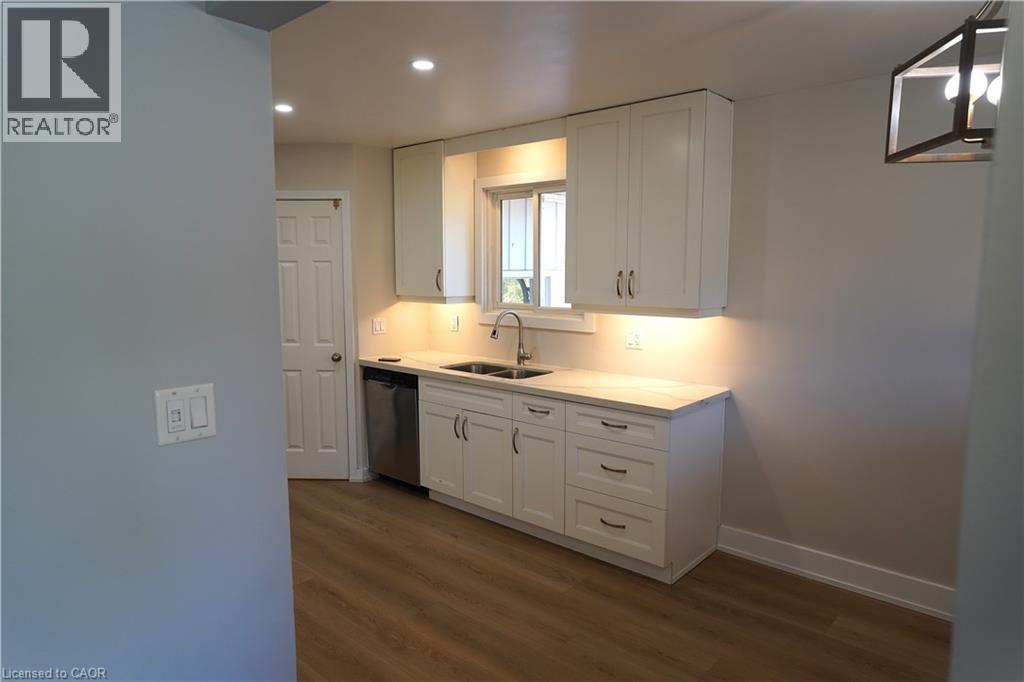 20 Sunrise Drive Unit# Upper, Kitchener, Ontario  N2B 3B4 - Photo 10 - 40762772