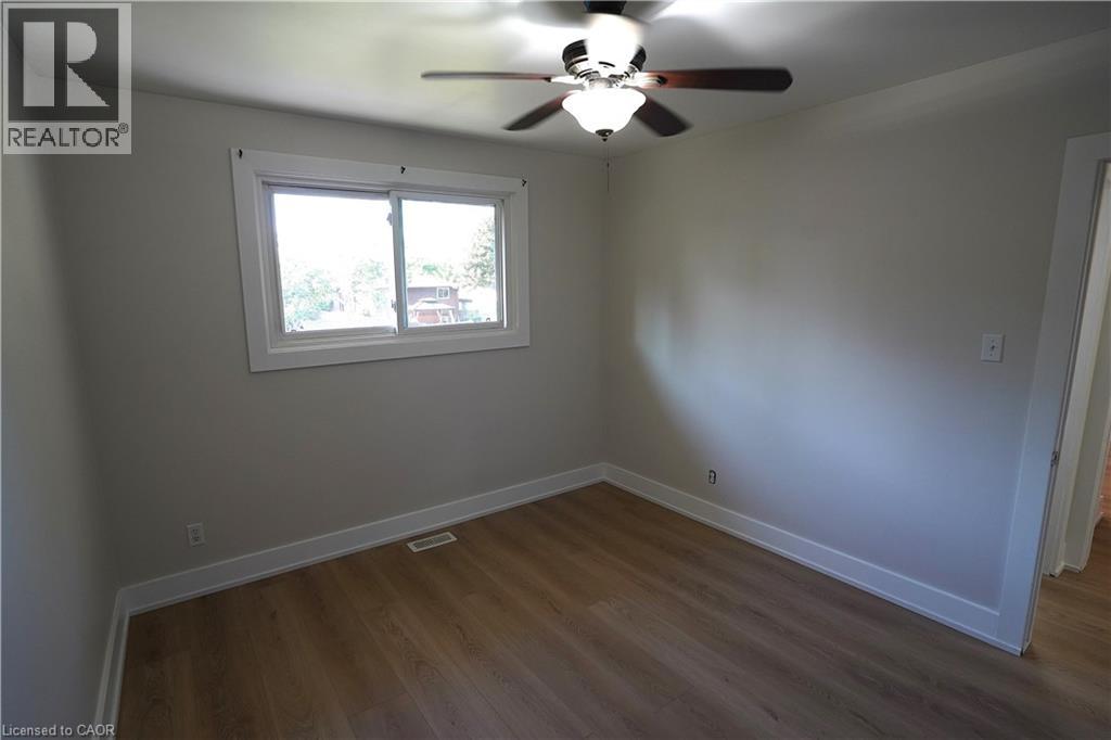 20 Sunrise Drive Unit# Upper, Kitchener, Ontario  N2B 3B4 - Photo 12 - 40762772