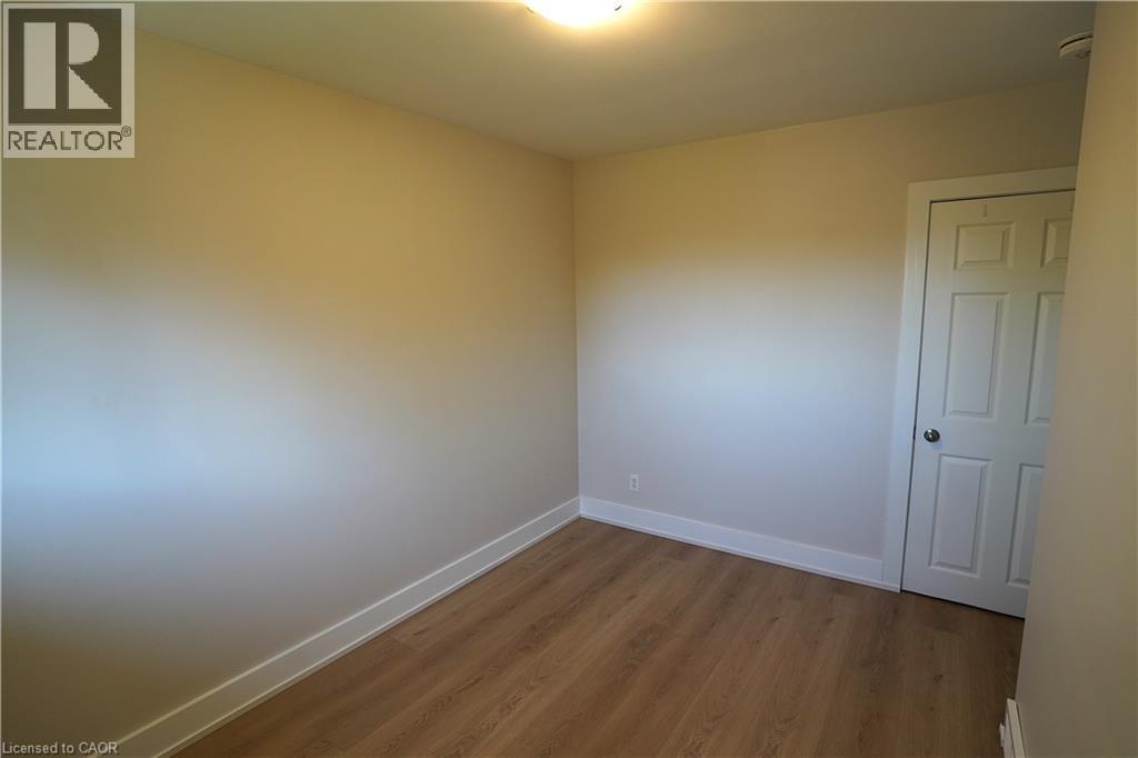 20 Sunrise Drive Unit# Upper, Kitchener, Ontario  N2B 3B4 - Photo 17 - 40762772
