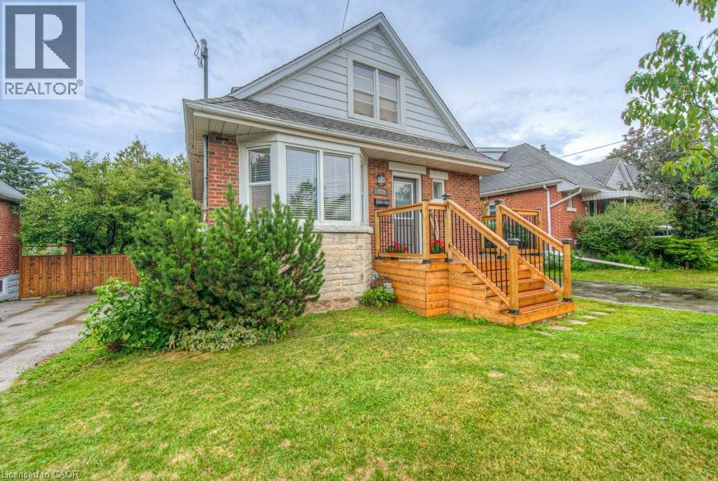 239 ROSEWOOD Road, Hamilton, Ontario