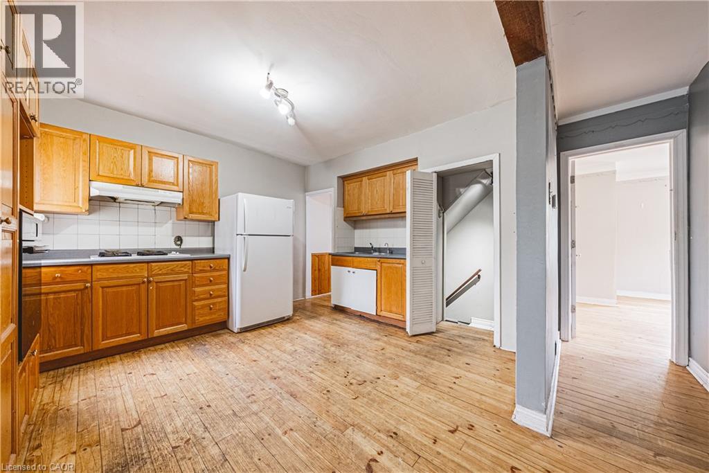 70 Hillview Street, Hamilton, Ontario  L8S 2Z2 - Photo 10 - 40763830