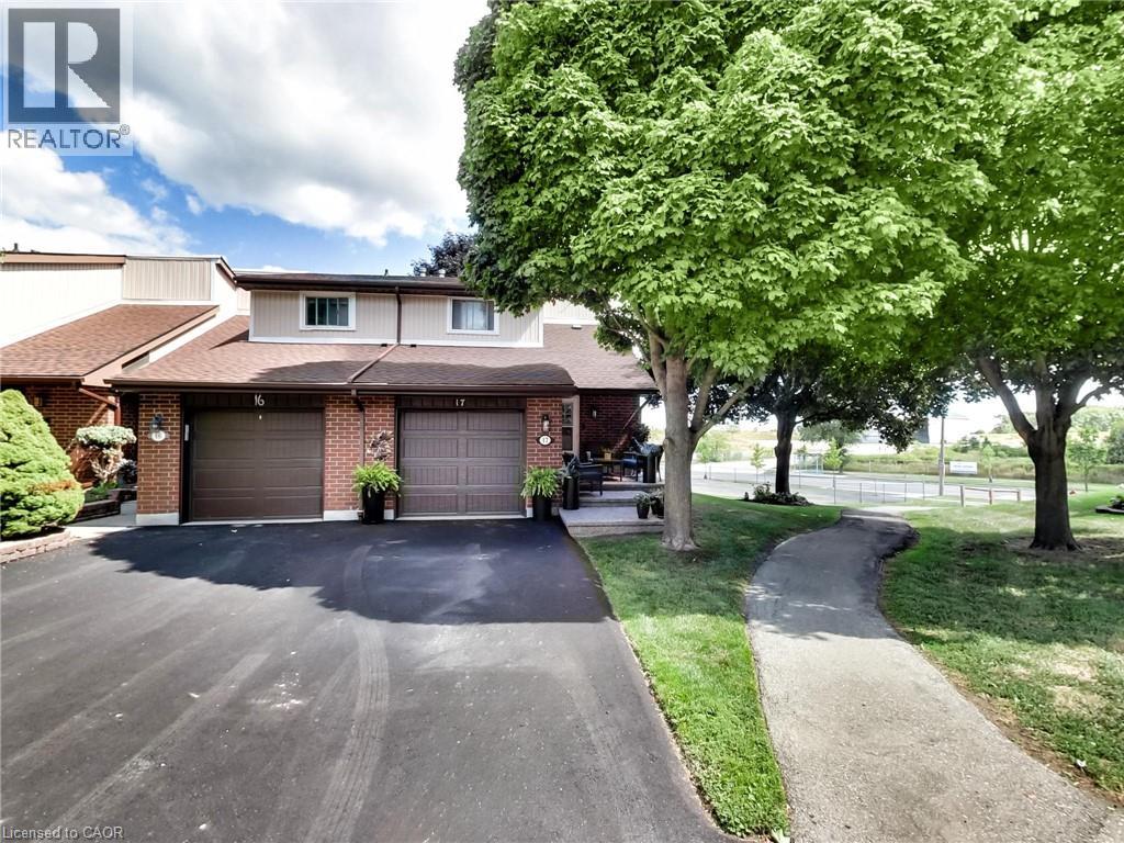 59 QUEENSLEA Drive Unit# 17, Hamilton, Ontario