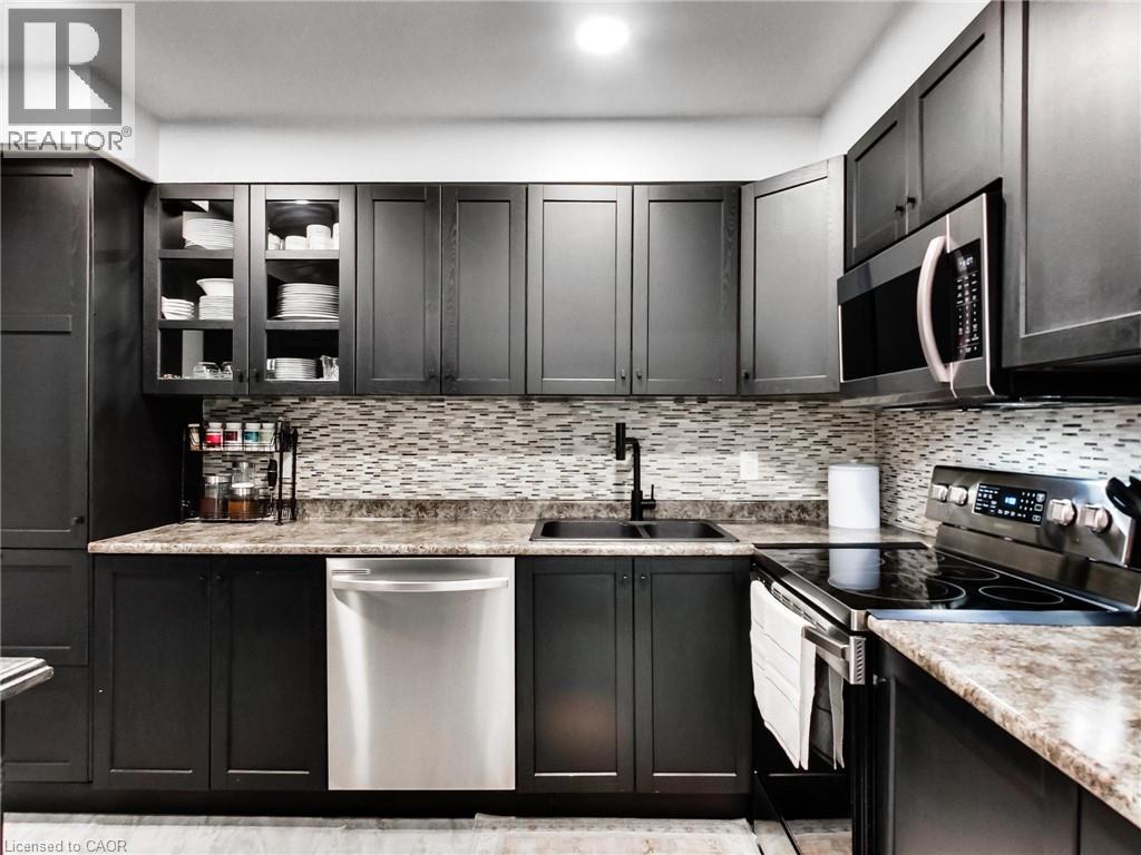 59 Queenslea Drive Unit# 17, Hamilton, Ontario  L8W 1P6 - Photo 16 - 40764684
