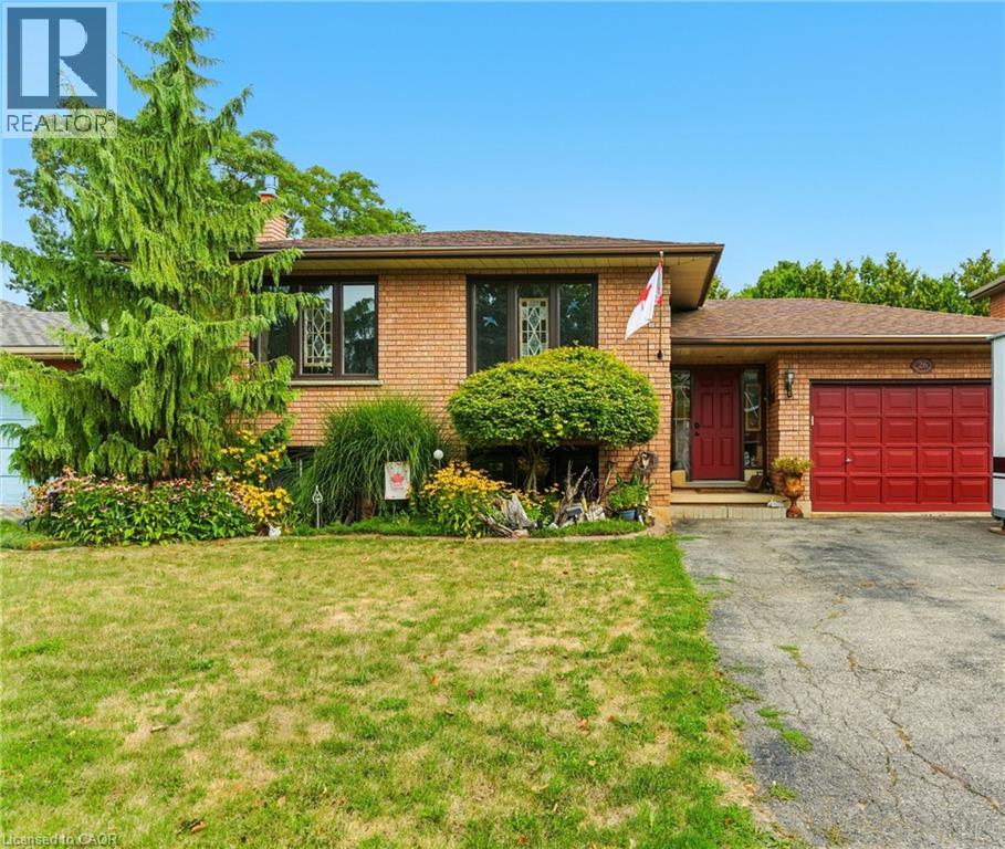 26 ADELAIDE Avenue, Brantford, Ontario