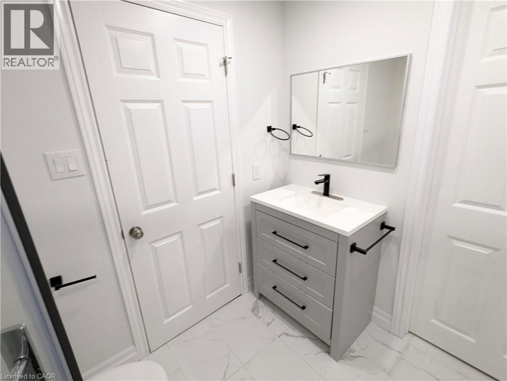 507 Highbrook Court Unit# 2, Kitchener, Ontario  N2E 3P4 - Photo 12 - 40762912