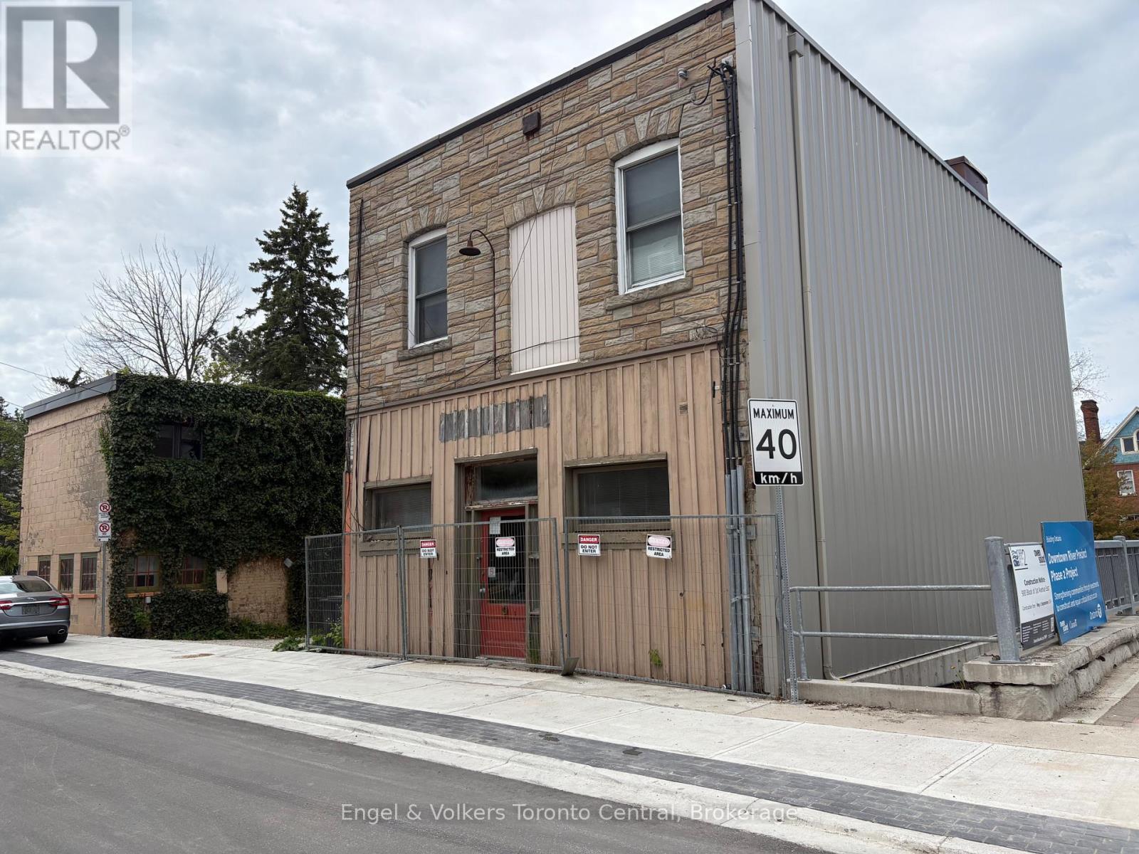 994 1st Avenue E, Owen Sound, Ontario  N4K 2E1 - Photo 2 - X12370721