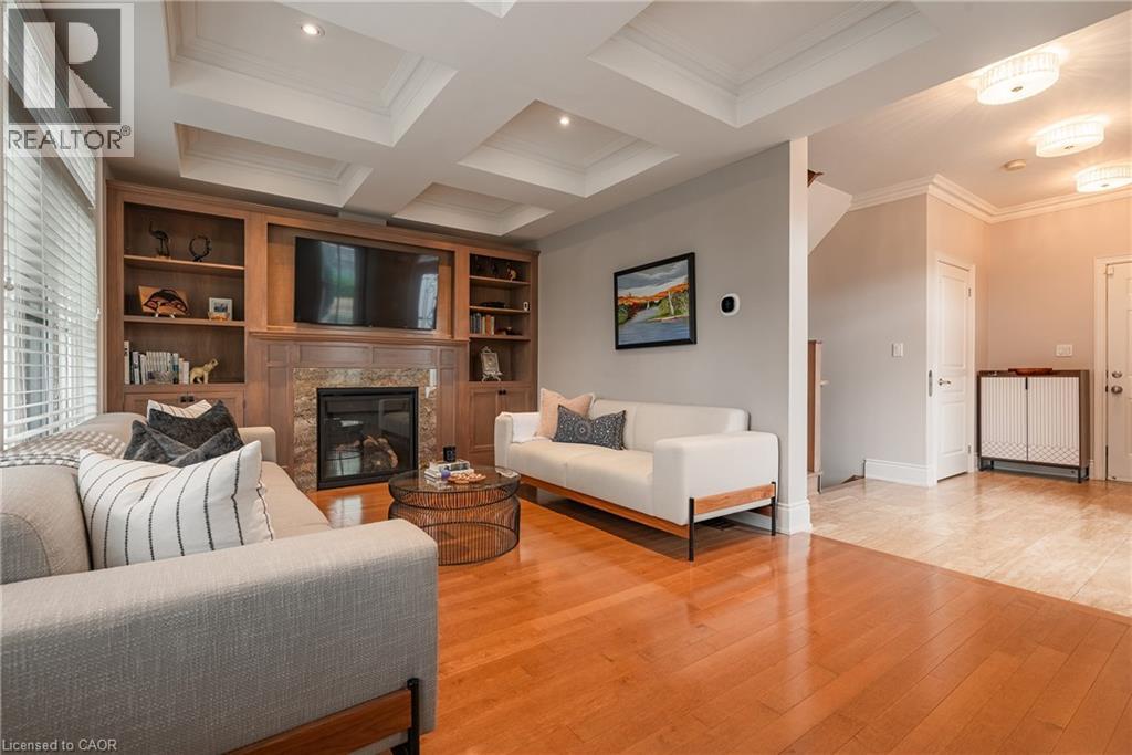 131 Brock Street, Oakville, Ontario  L6K 0A2 - Photo 3 - 40764665
