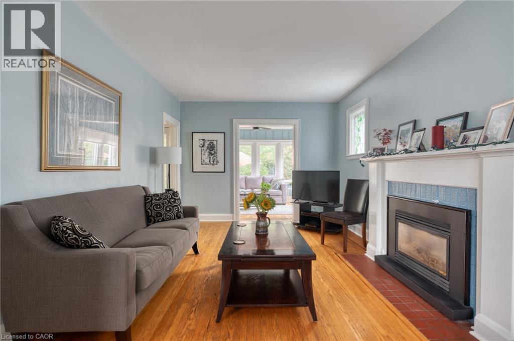 33 East 12th Street, Hamilton, Ontario  L9A 3X2 - Photo 6 - 40764710