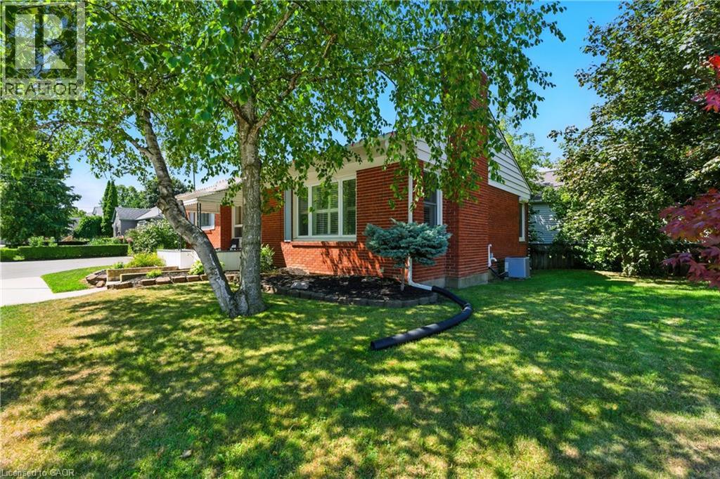 2 Avalon Place, St. Catharines, Ontario  L2N 4G3 - Photo 2 - 40764633