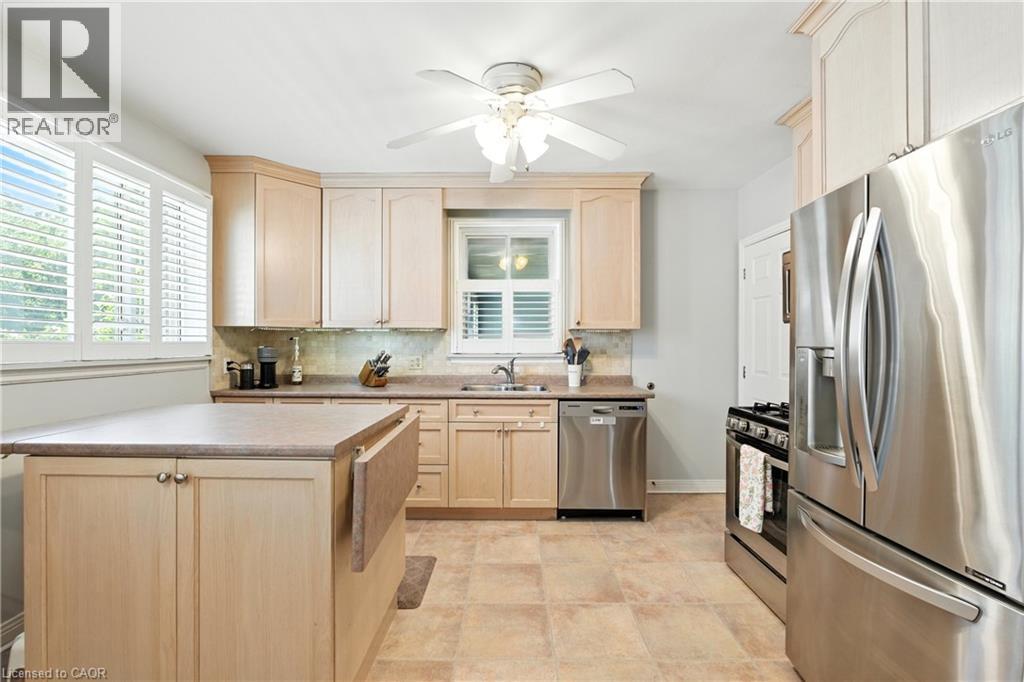 2 Avalon Place, St. Catharines, Ontario  L2N 4G3 - Photo 6 - 40764633