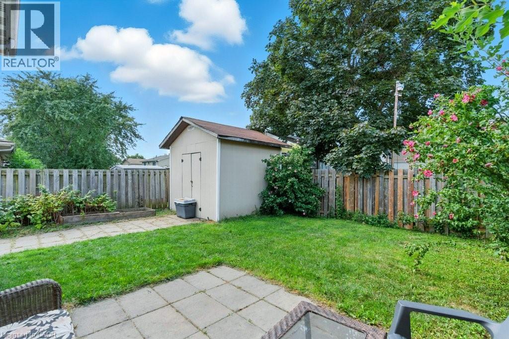 19 Lampman Crescent, Thorold, Ontario  L2V 4K6 - Photo 26 - 40764610