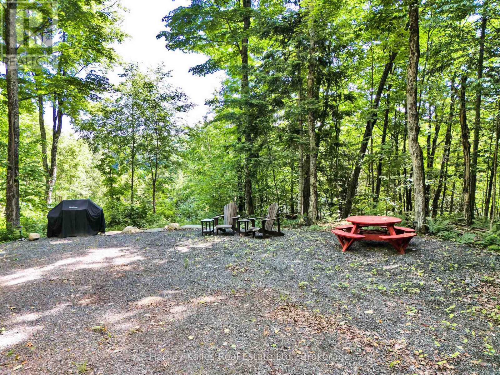 3 - 1082 Carl Fisher Drive, Lake Of Bays, Ontario  P1H 2J6 - Photo 7 - X12370801
