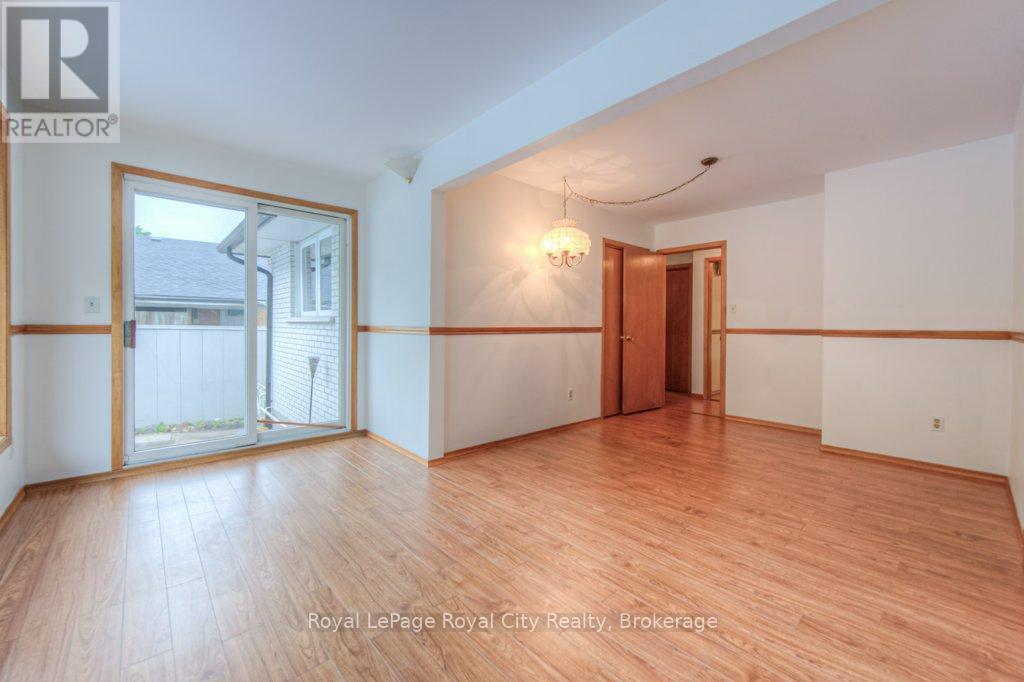36 Argyle Drive, Guelph, Ontario  N1G 2P2 - Photo 20 - X12370806