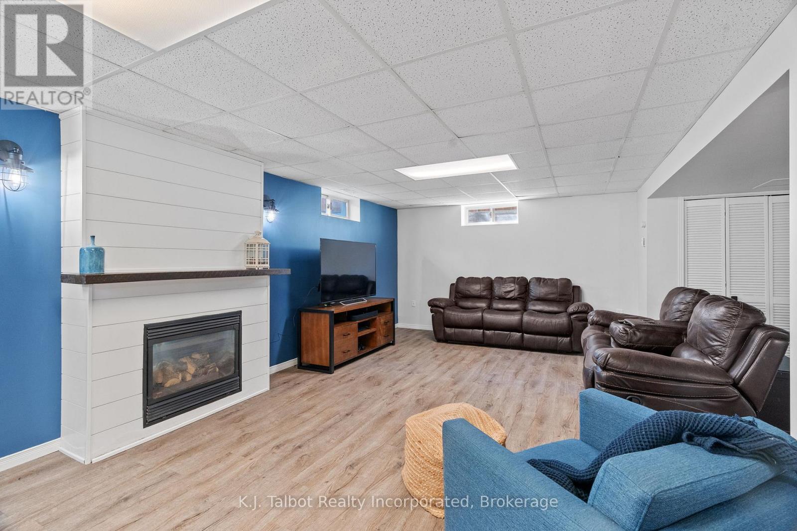 47 Suncoast Drive W, Goderich, Ontario  N7A 4H1 - Photo 27 - X12370888
