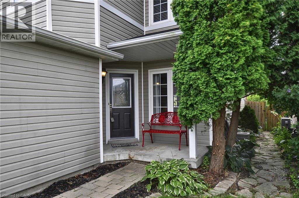 423 Langlaw Drive, Cambridge, Ontario  N1P 1H3 - Photo 3 - 40764484