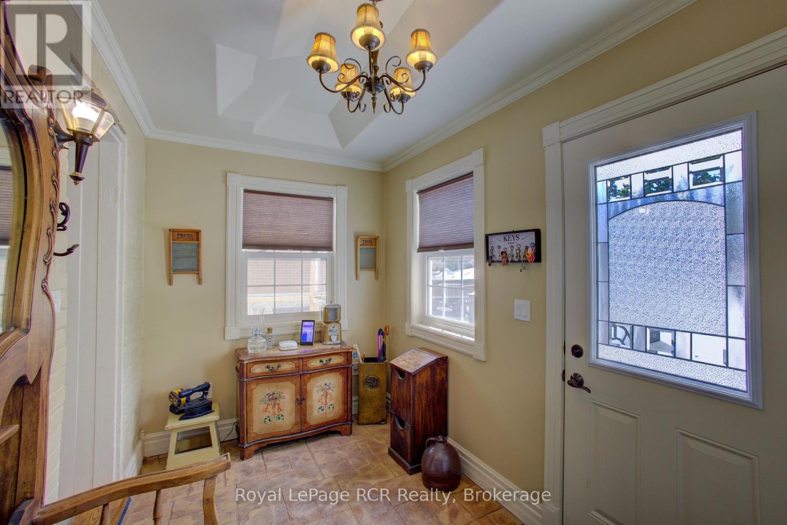 134 Frederick Street E, Wellington North, Ontario  N0G 1A0 - Photo 19 - X12370903