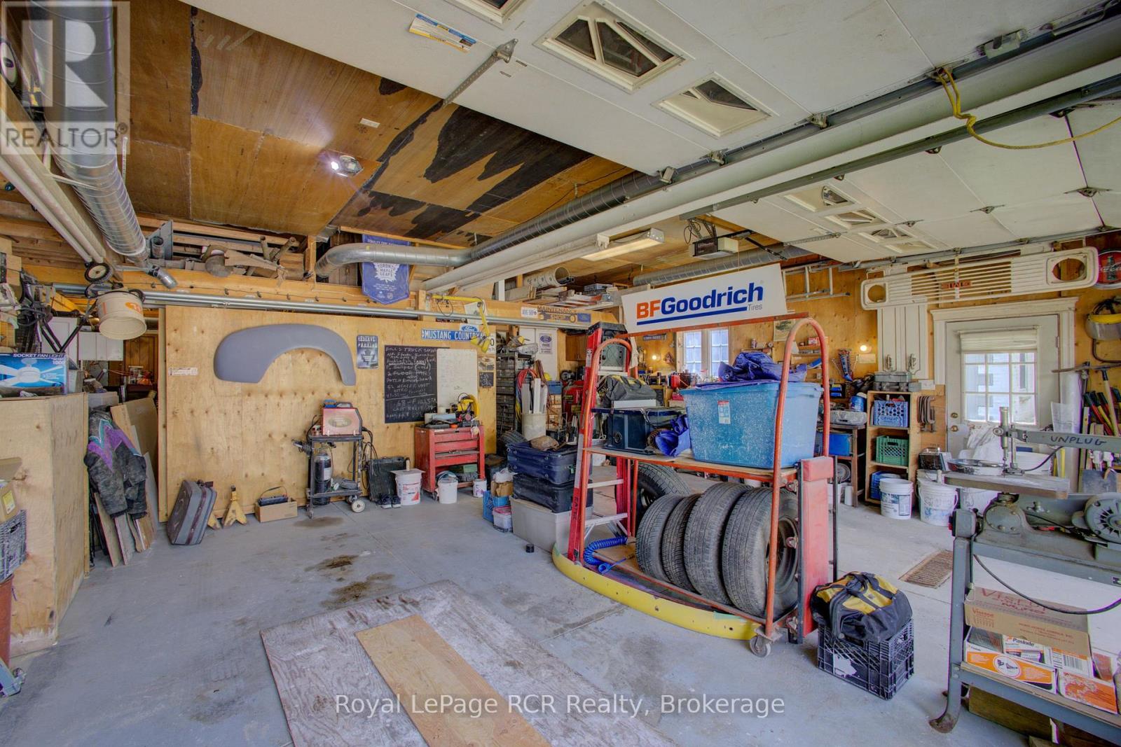 134 Frederick Street E, Wellington North, Ontario  N0G 1A0 - Photo 27 - X12370903