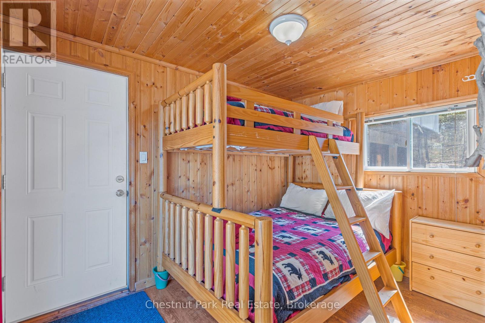 1017 Dark Bay Road, Muskoka Lakes, Ontario  P0C 1A0 - Photo 22 - X12370948