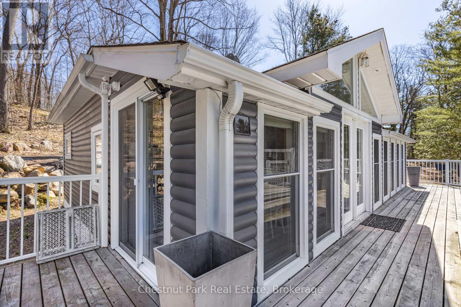 1017 Dark Bay Road, Muskoka Lakes, Ontario  P0C 1A0 - Photo 30 - X12370948