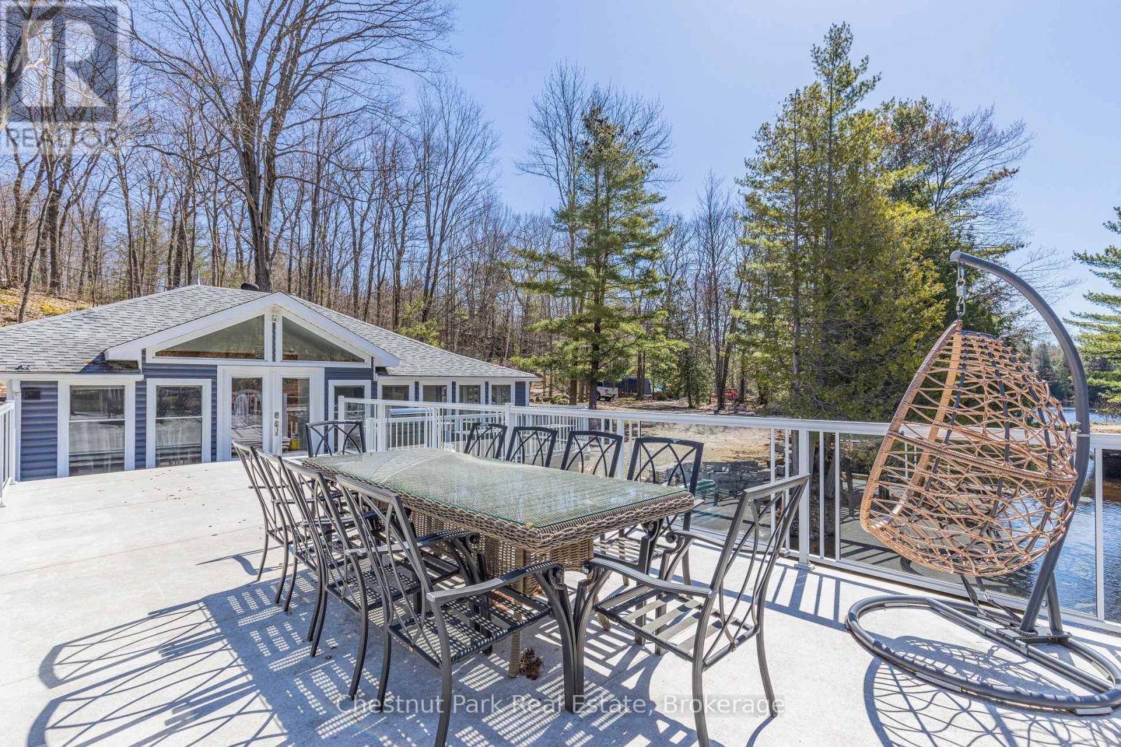 1017 Dark Bay Road, Muskoka Lakes, Ontario  P0C 1A0 - Photo 32 - X12370948