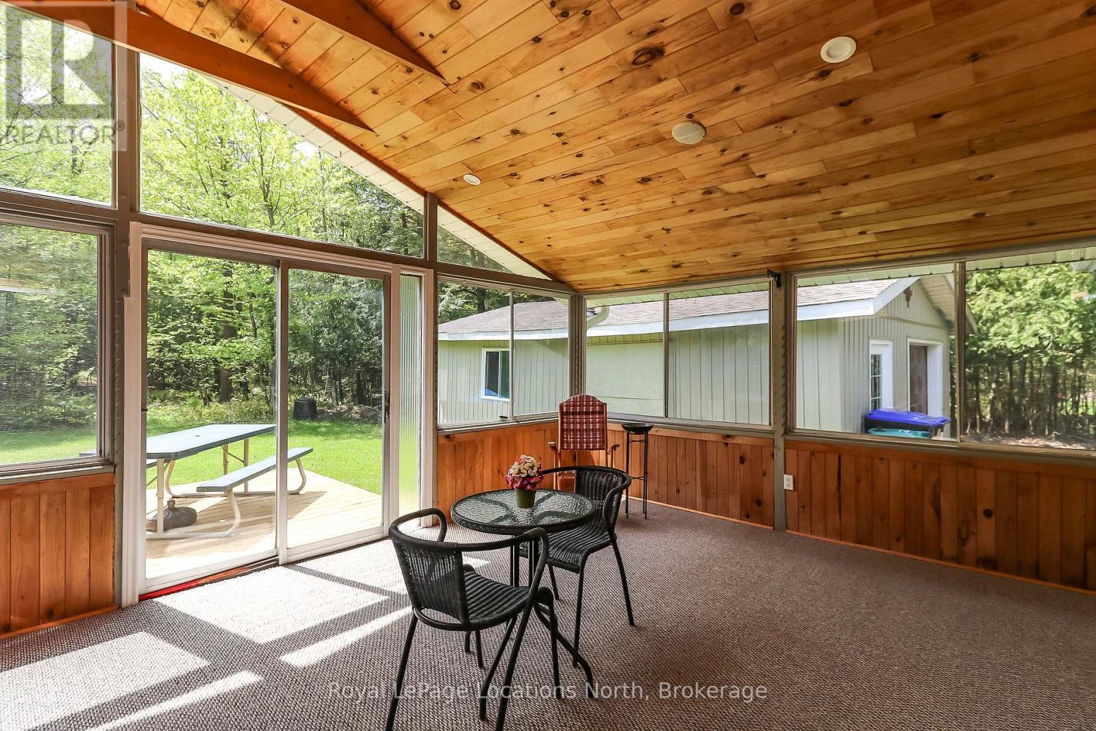 2198 Champlain Road, Tiny, Ontario  L9M 0C4 - Photo 20 - S12371050