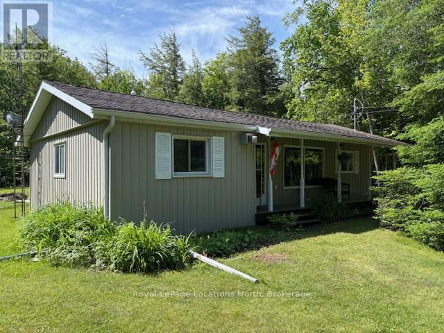 2198 Champlain Road, Tiny, Ontario  L9M 0C4 - Photo 33 - S12371050