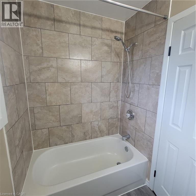 809 Walter Street Unit# B, Cambridge, Ontario  N3H 4P5 - Photo 17 - 40764511