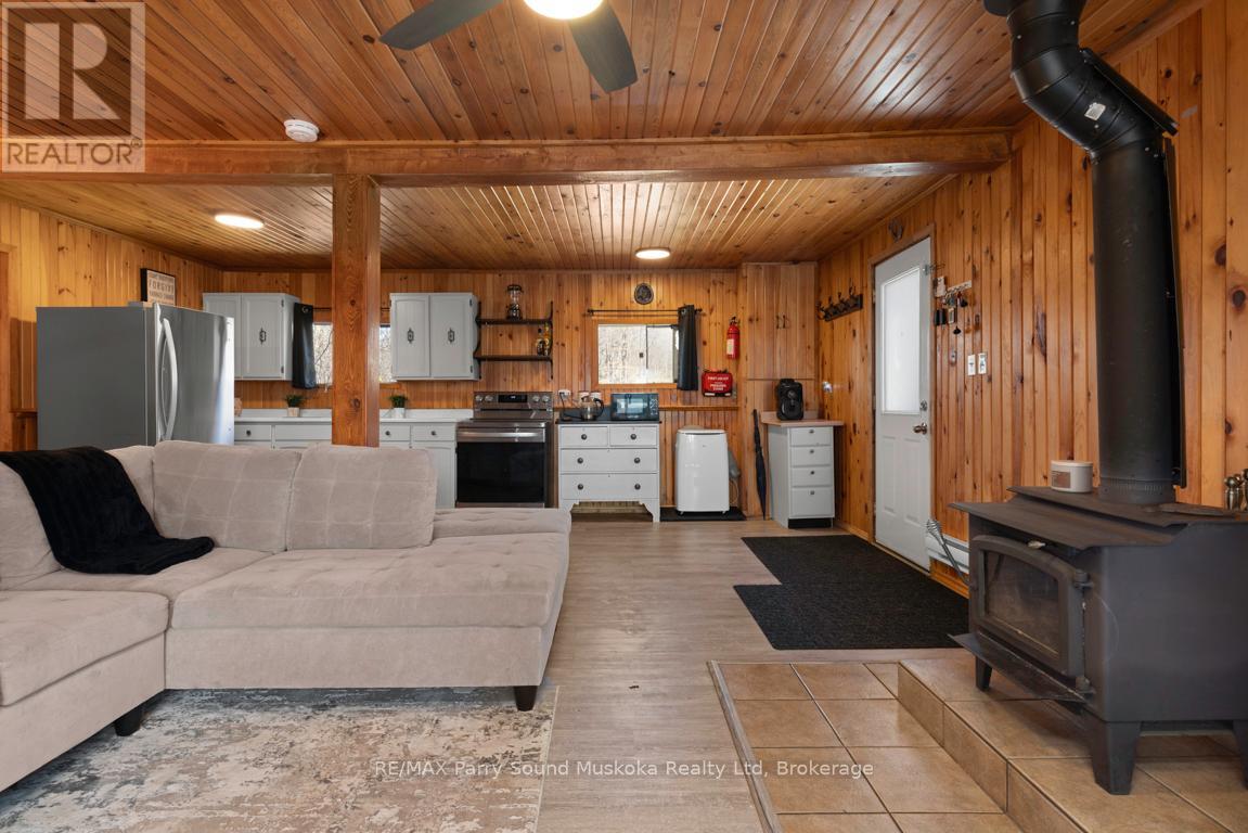 3 Keele Road, Whitestone, Ontario  P0A 1G0 - Photo 10 - X12370955
