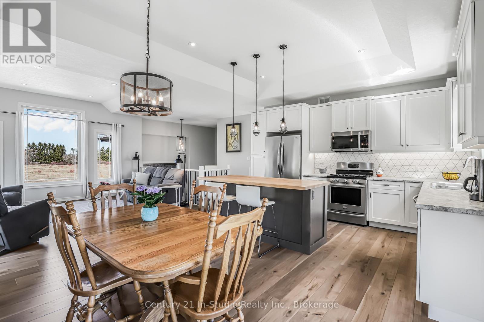 202 Meredith Way, Chatsworth, Ontario  N0H 1G0 - Photo 23 - X12370962
