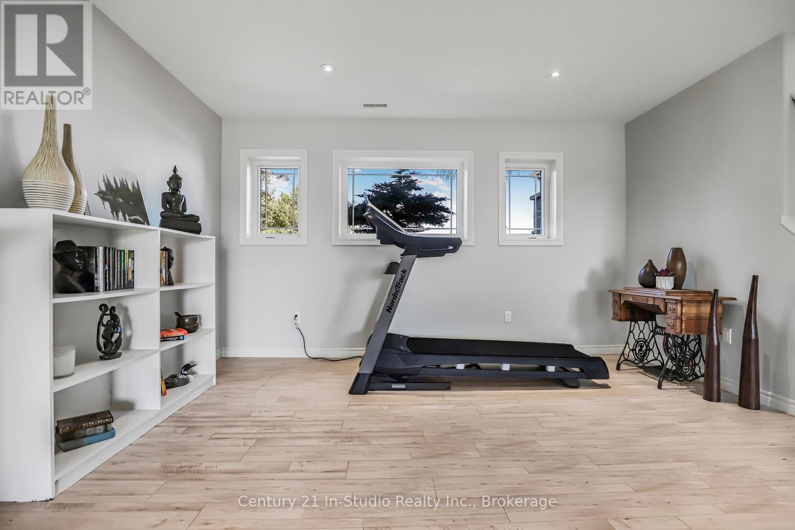 202 Meredith Way, Chatsworth, Ontario  N0H 1G0 - Photo 40 - X12370962