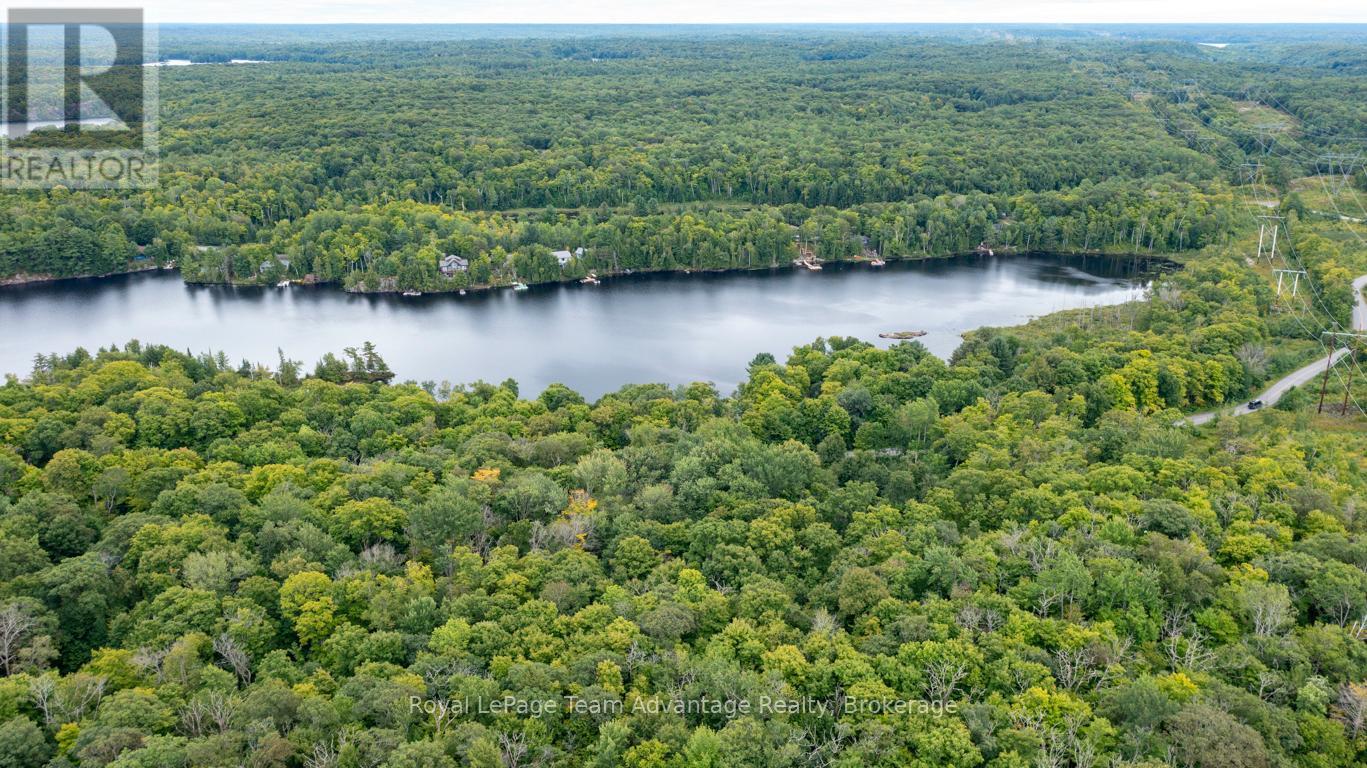 33 Pinewood Road, Mcdougall, Ontario  P2A 2W7 - Photo 7 - X12370997