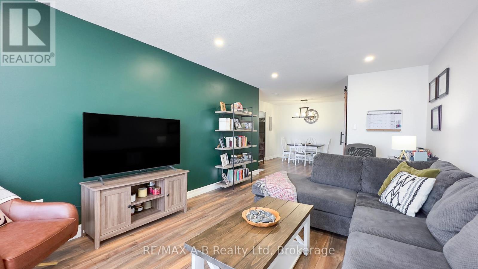 1005 - 583 Mornington Avenue, London East, Ontario  N5Y 3E9 - Photo 11 - X12371059