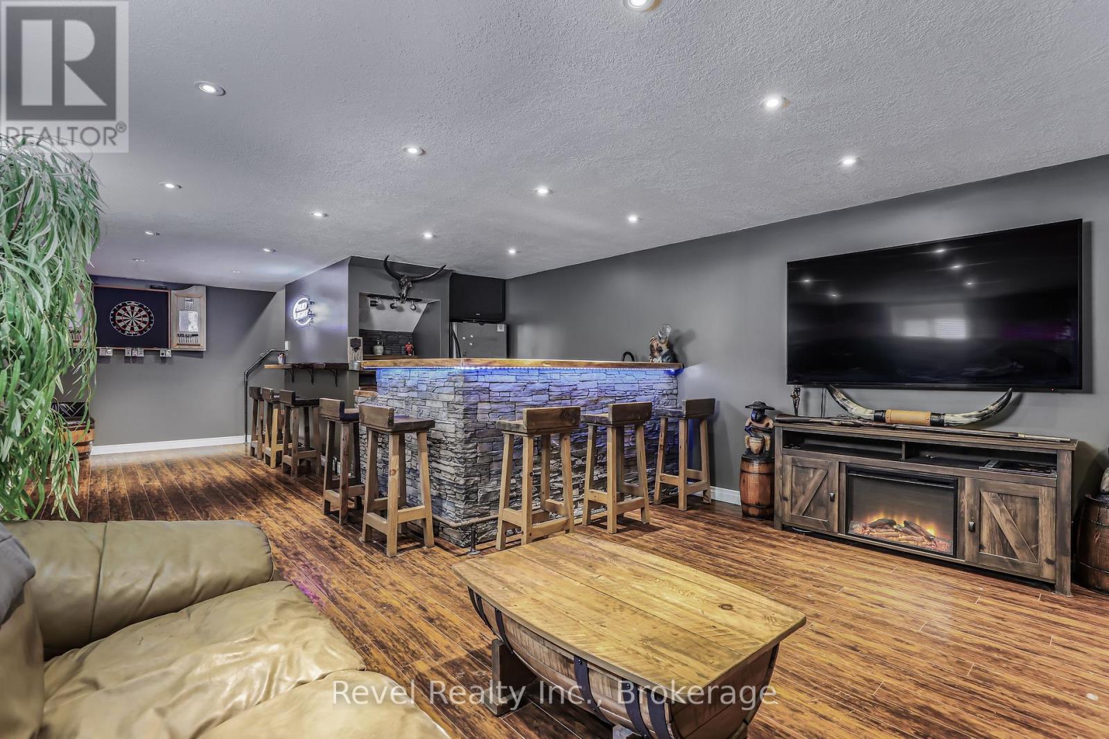 786 8th Street E, Owen Sound, Ontario  N4K 1L9 - Photo 38 - X12371080