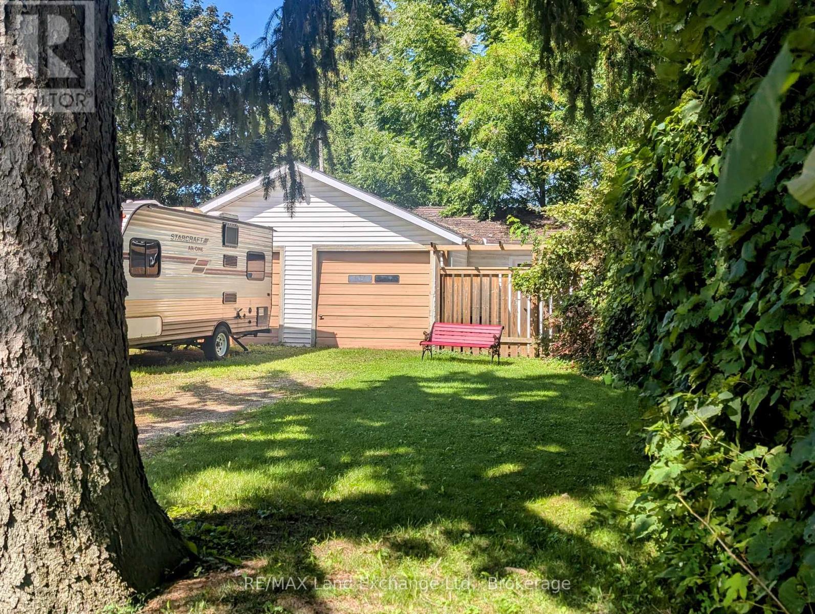 4 Archy Street, Brockton, Ontario  N0G 2V0 - Photo 10 - X12371096