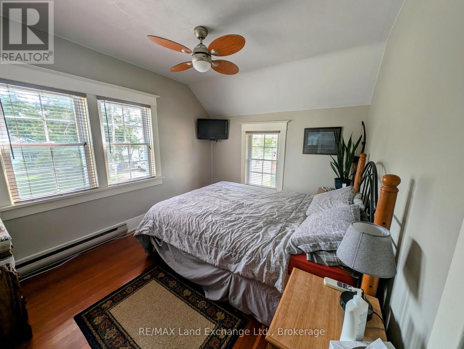 4 Archy Street, Brockton, Ontario  N0G 2V0 - Photo 15 - X12371096