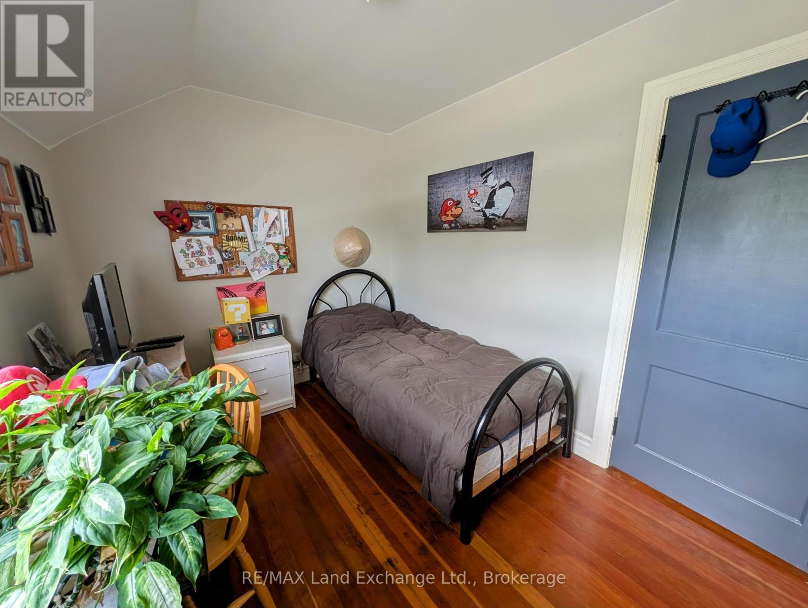 4 Archy Street, Brockton, Ontario  N0G 2V0 - Photo 20 - X12371096