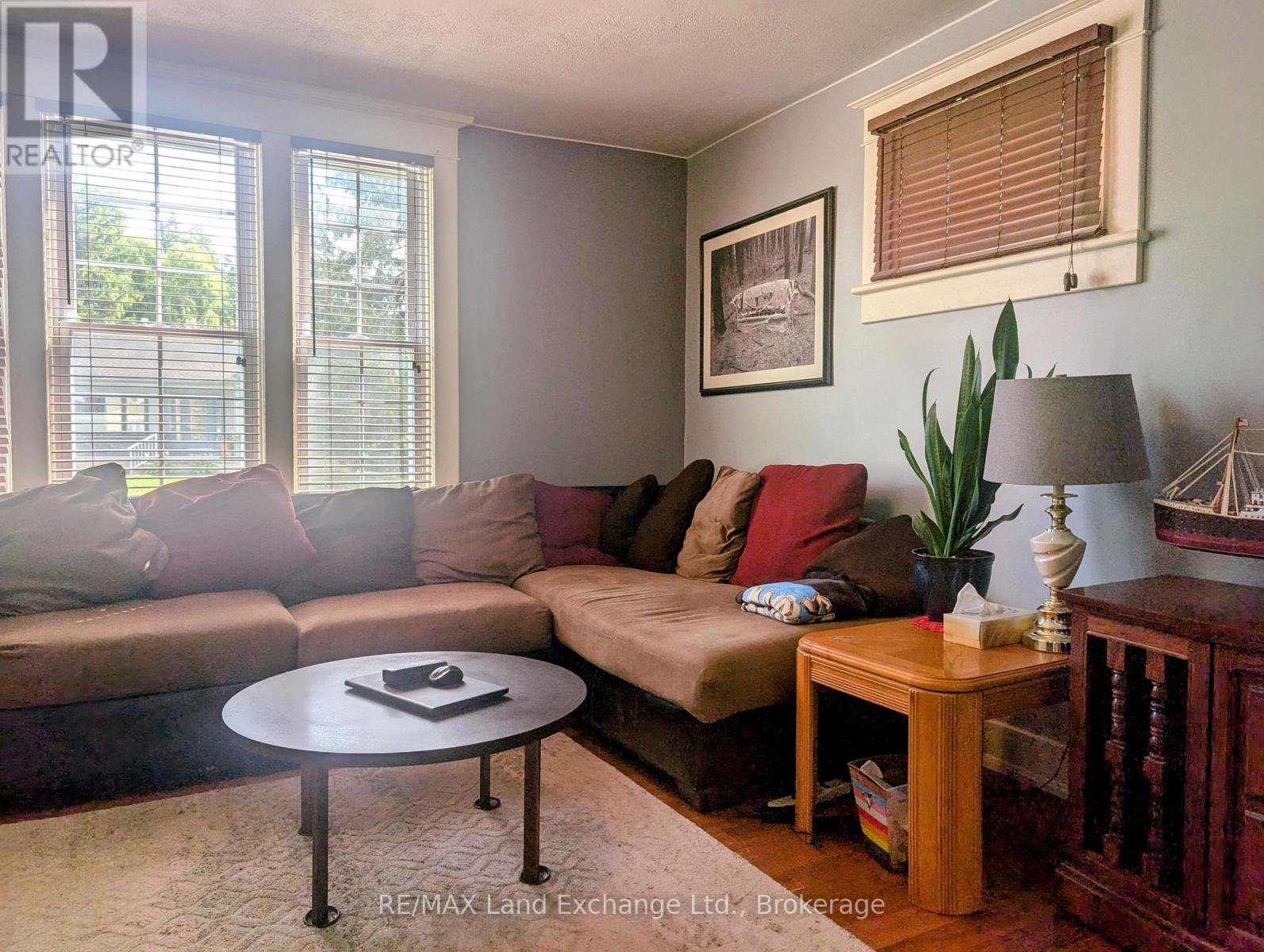 4 Archy Street, Brockton, Ontario  N0G 2V0 - Photo 8 - X12371096