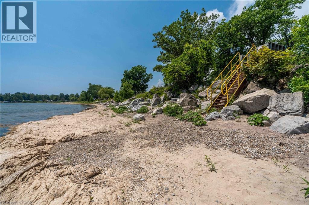 2399 Lakeshore Road, Dunnville, Ontario  N1A 2W8 - Photo 39 - 40764477