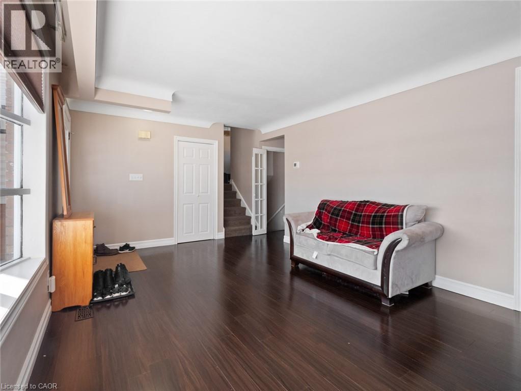 24 Gladys Avenue, Welland, Ontario  L3B 1G2 - Photo 9 - 40764744