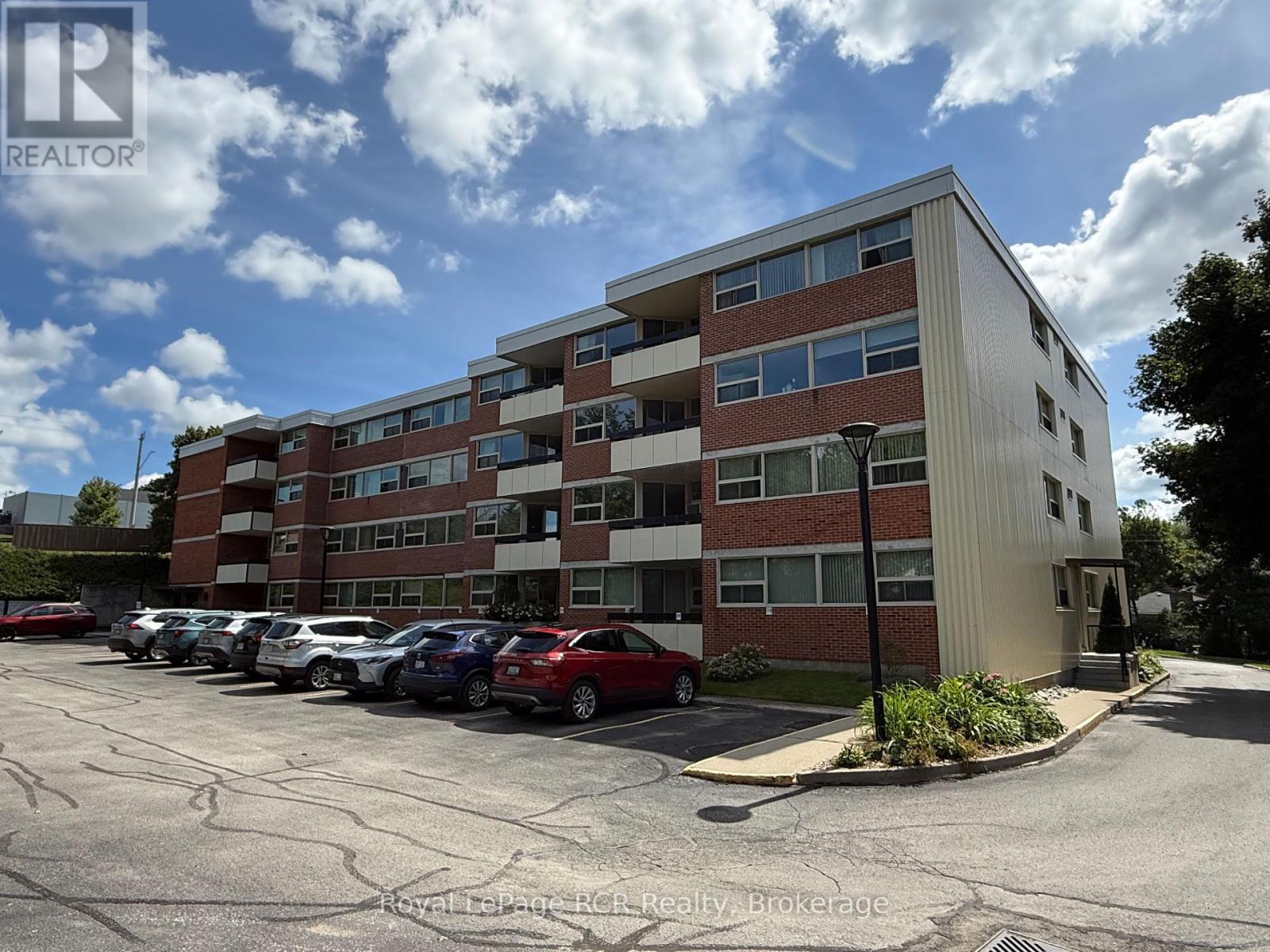 410 - 860 9th Street E, Owen Sound, Ontario  N4K 1R2 - Photo 2 - X12371276