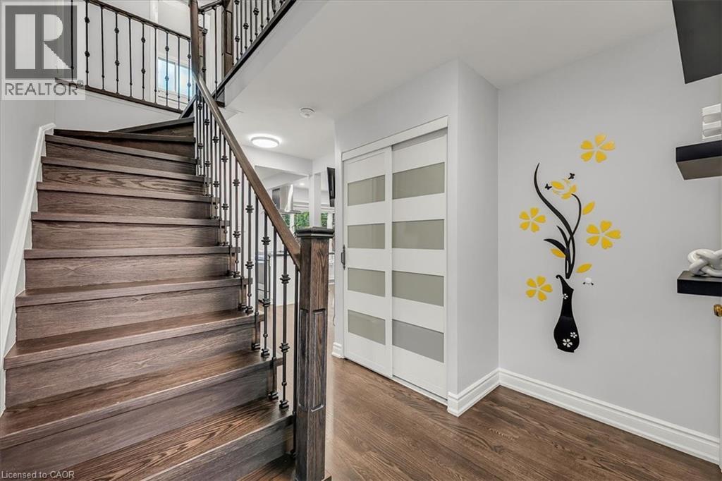 301 O'donoghue Avenue, Oakville, Ontario  L6H 3W5 - Photo 8 - 40764759