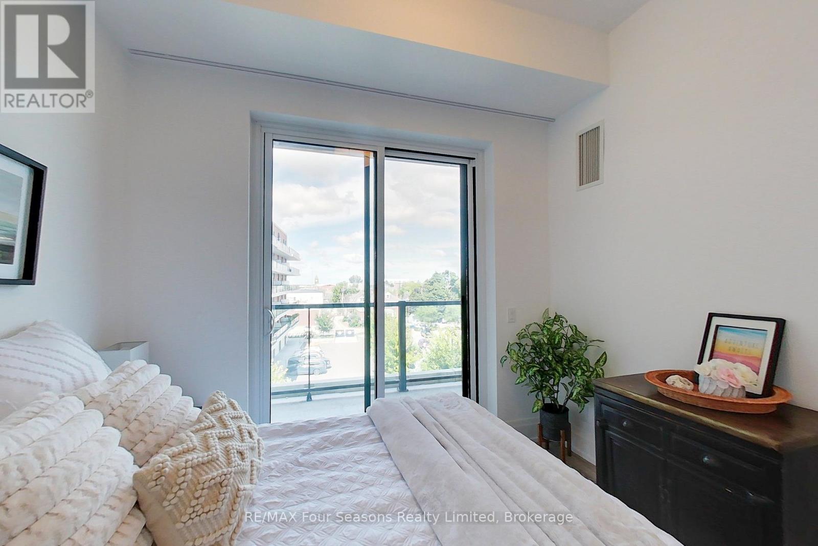 402 - 1 Hume Street, Collingwood, Ontario  L9Y 0X3 - Photo 22 - S12371300