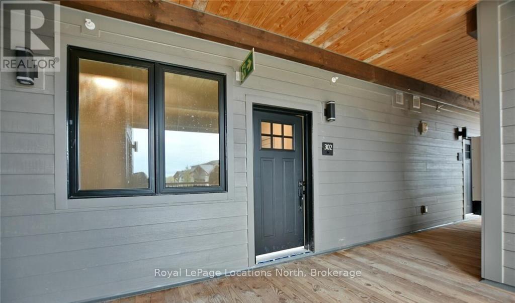 302 - 18 Beckwith Lane, Blue Mountains, Ontario  L9Y 2X5 - Photo 2 - X12371342