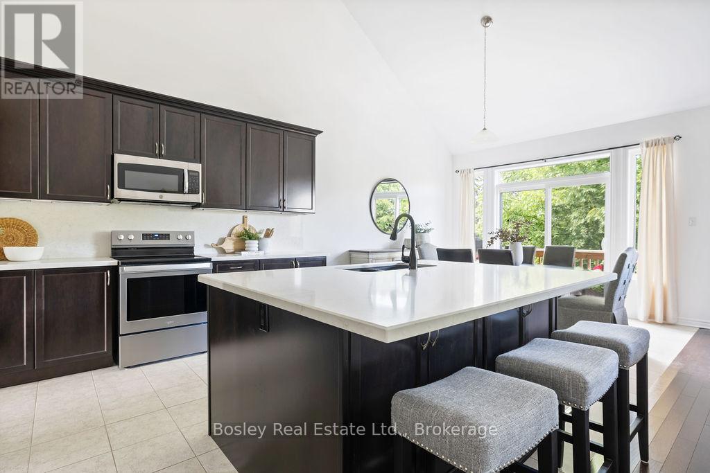 25 Mclean Avenue, Collingwood, Ontario  L9Y 3V2 - Photo 15 - S12371410