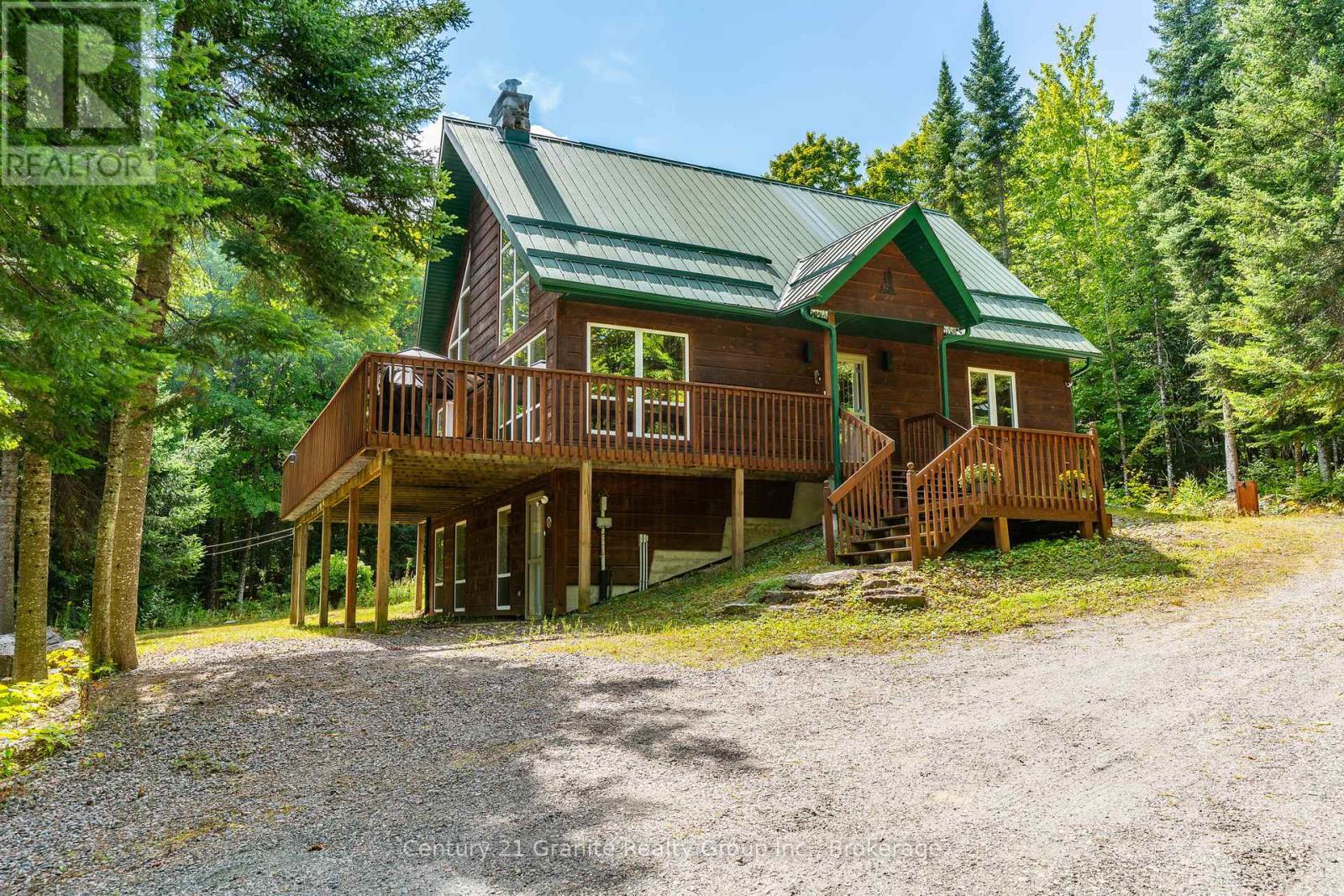 1166 Carroll Road, Dysart Et Al, Ontario  K0M 1S0 - Photo 3 - X12371449