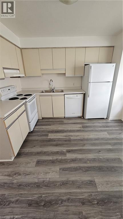 595 Third Street Street Unit# 51, London, Ontario  N5V 4A1 - Photo 2 - 40764340