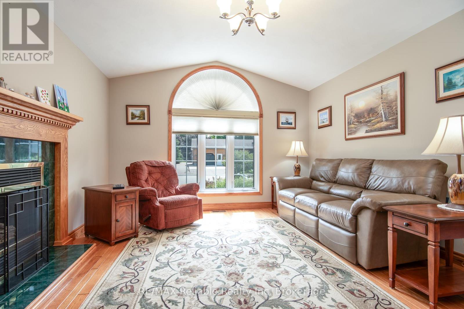 61 Church Street, Huron East, Ontario  N0K 1W0 - Photo 15 - X12371538